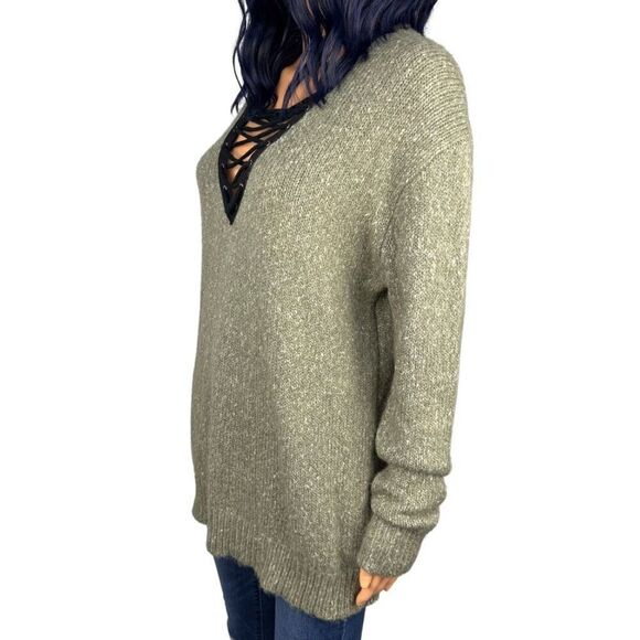 Entro Oversized Green Lace Up Cozy Knit Sweater Size Small - Picture 3 of 6